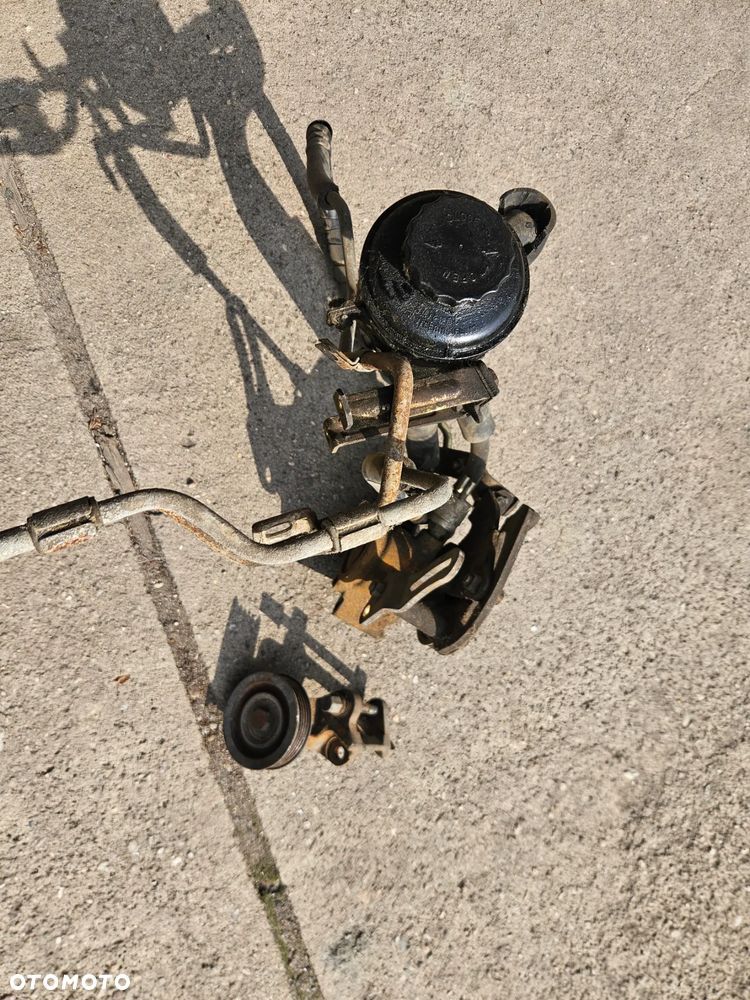 DAIHATSU FEROZA 1.6 88-97r PRZEKŁADNIA WSPOMAGANIE Kpl - 2