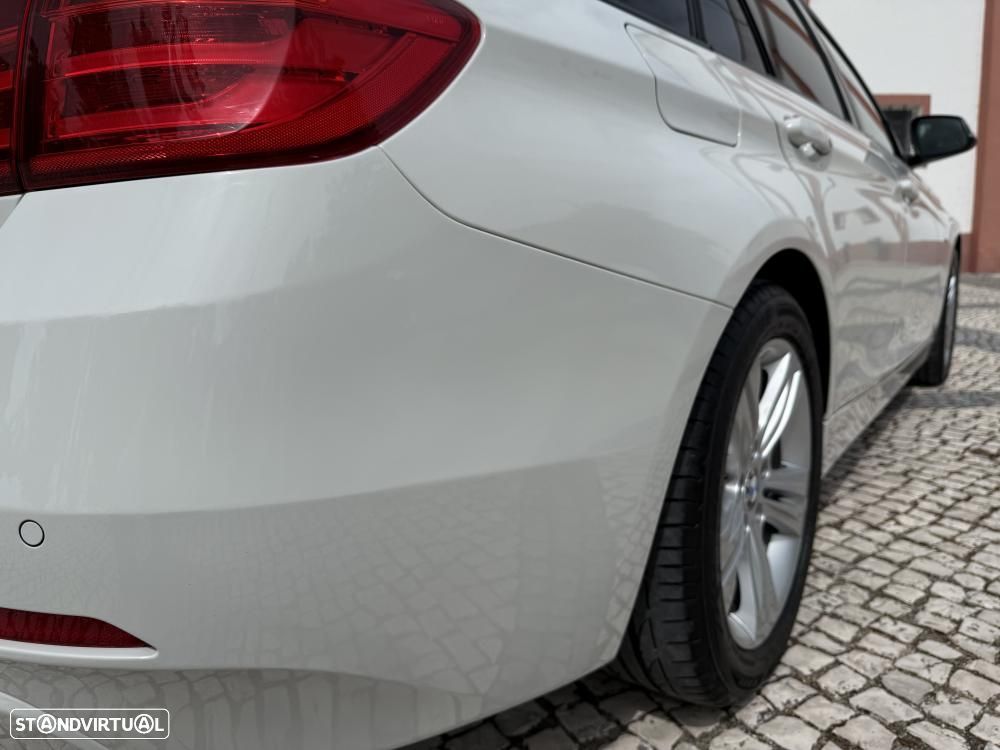 BMW 318 d Auto Line Sport - 9