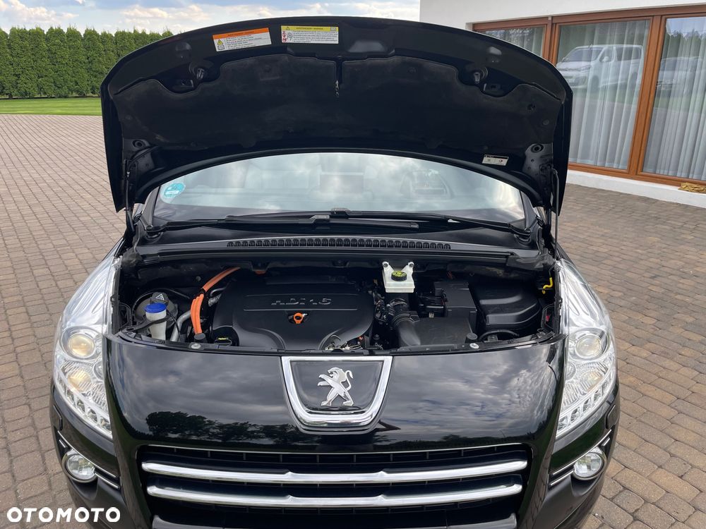 Peugeot 3008 Hybrid4 - 19