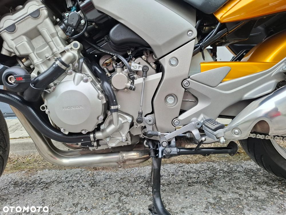 Honda CBF - 32