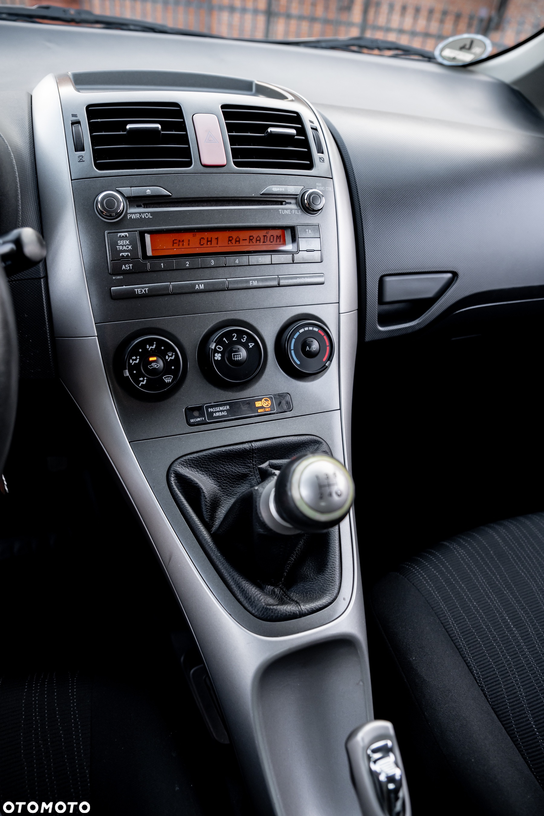 Toyota Auris 1.6 VVT-i Prestige - 30