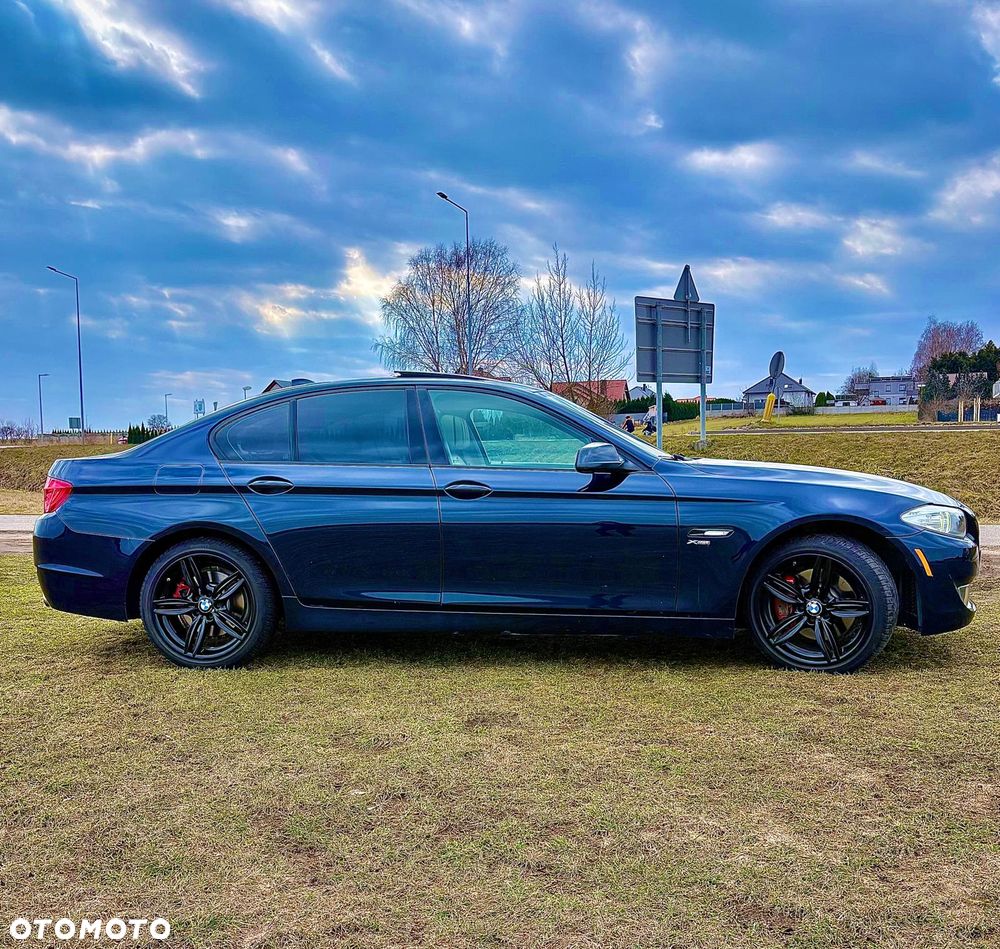 BMW Seria 5 535i xDrive Sport-Aut - 2
