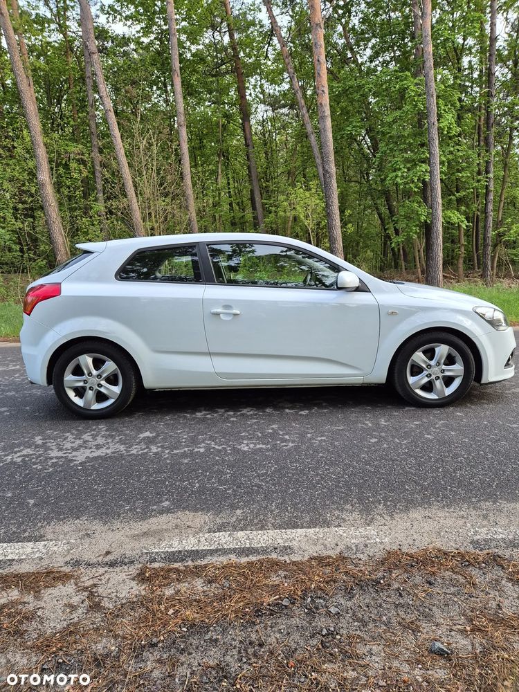 Kia Ceed - 5