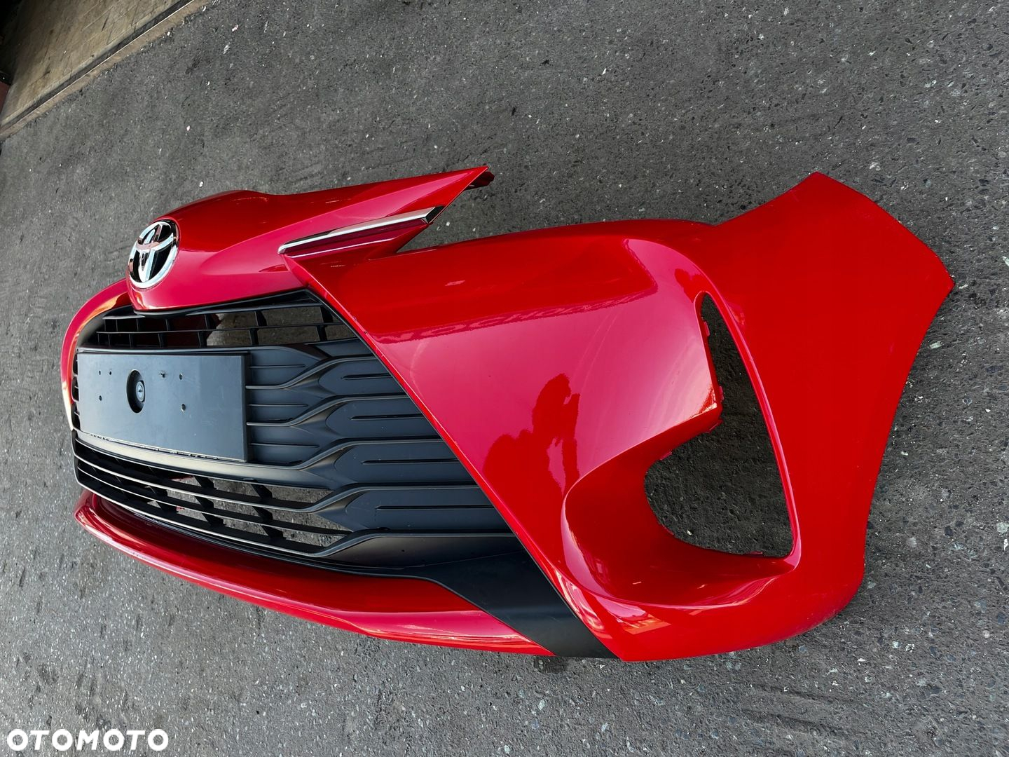 Zderzak przedni TOYOTA YARIS III LIFT GRILL - 3