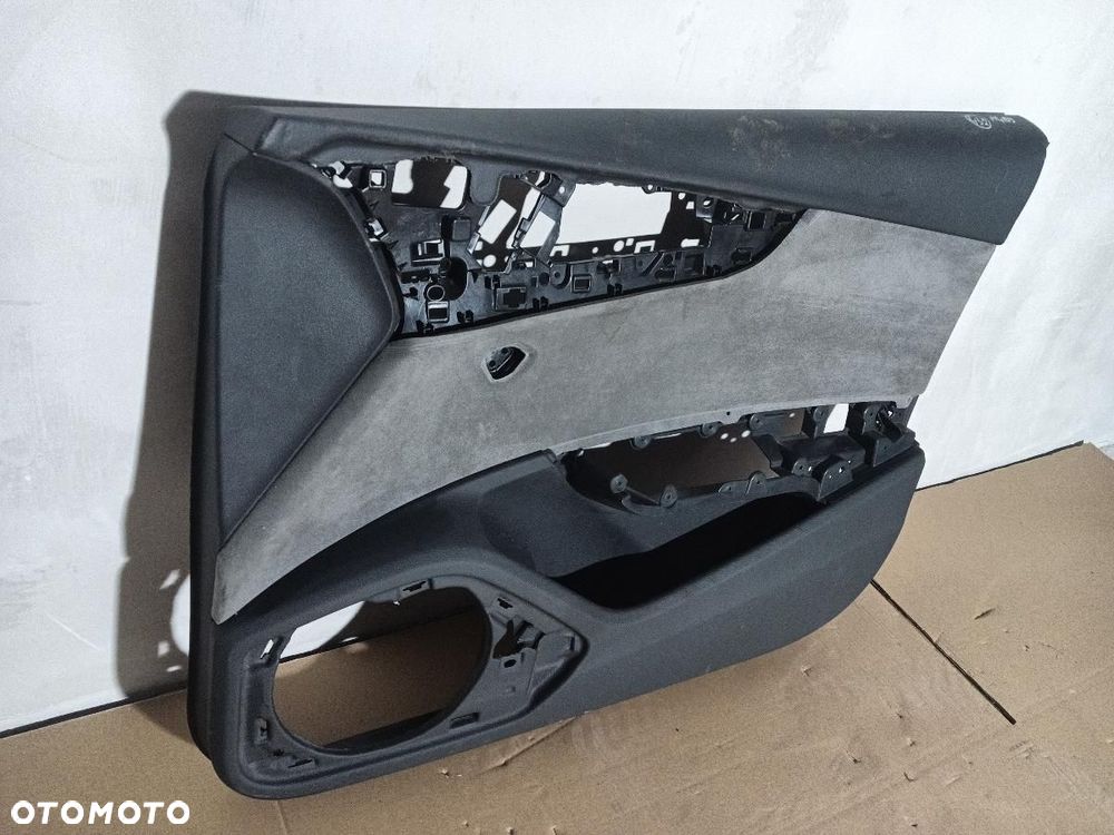 BOCZEK DRZWI PRZÓD PRZEDNI PRAWY AUDI A4 B9 8W0867118 - 2