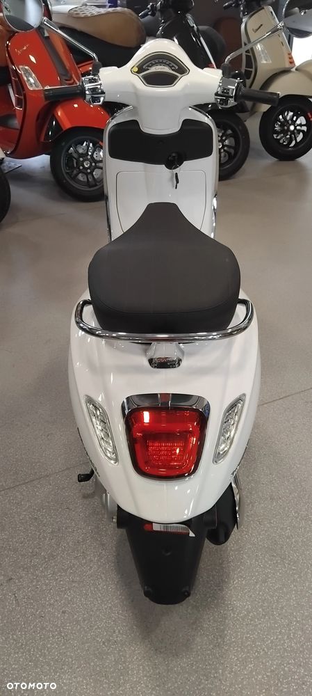 Vespa Primavera - 3