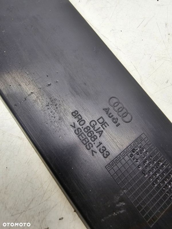 MATA GUMA DRZWI LEWY PRZÓD AUDI Q5 8R 8R0868133 - 5