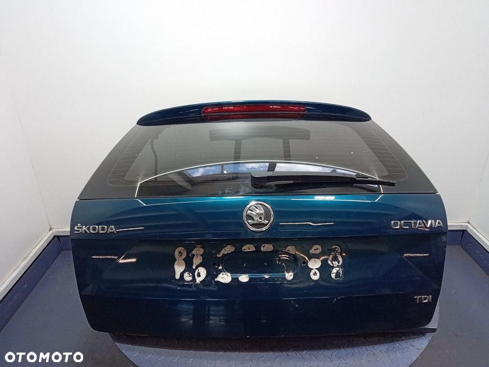 SKODA OCTAVIA III KOMBI KLAPA BAGAŻNIKA TYŁ LW5Q - 1