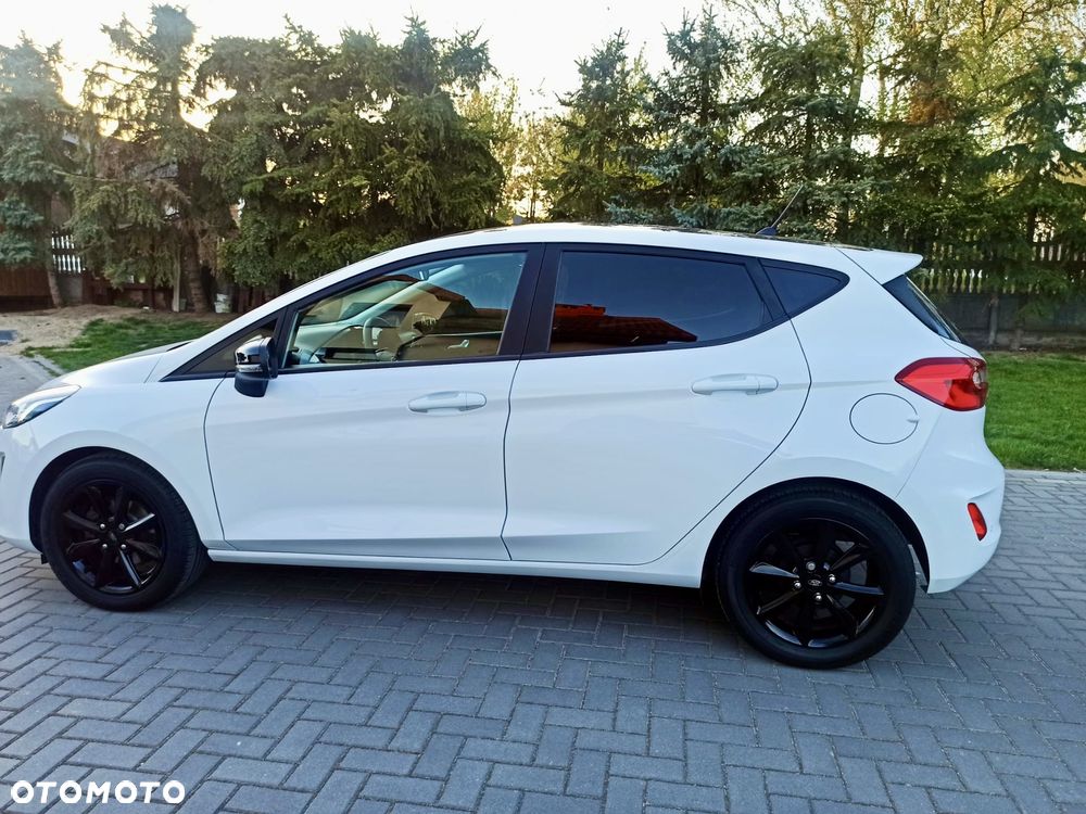Ford Fiesta 1.0 EcoBoost S&S ACTIVE COLOURLINE - 4