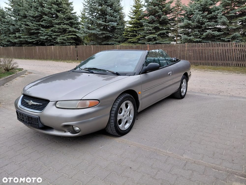 Chrysler Stratus LX 2.5 - 1