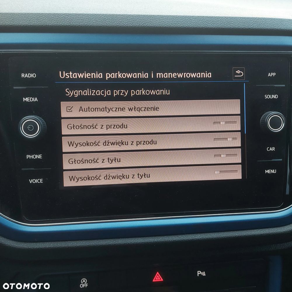 Volkswagen T-Roc 1.5 TSI ACT Premium - 22