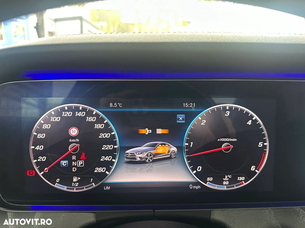 Mercedes-Benz CLS 350 d 4MATIC 9G-TRONIC AMG Line - 35