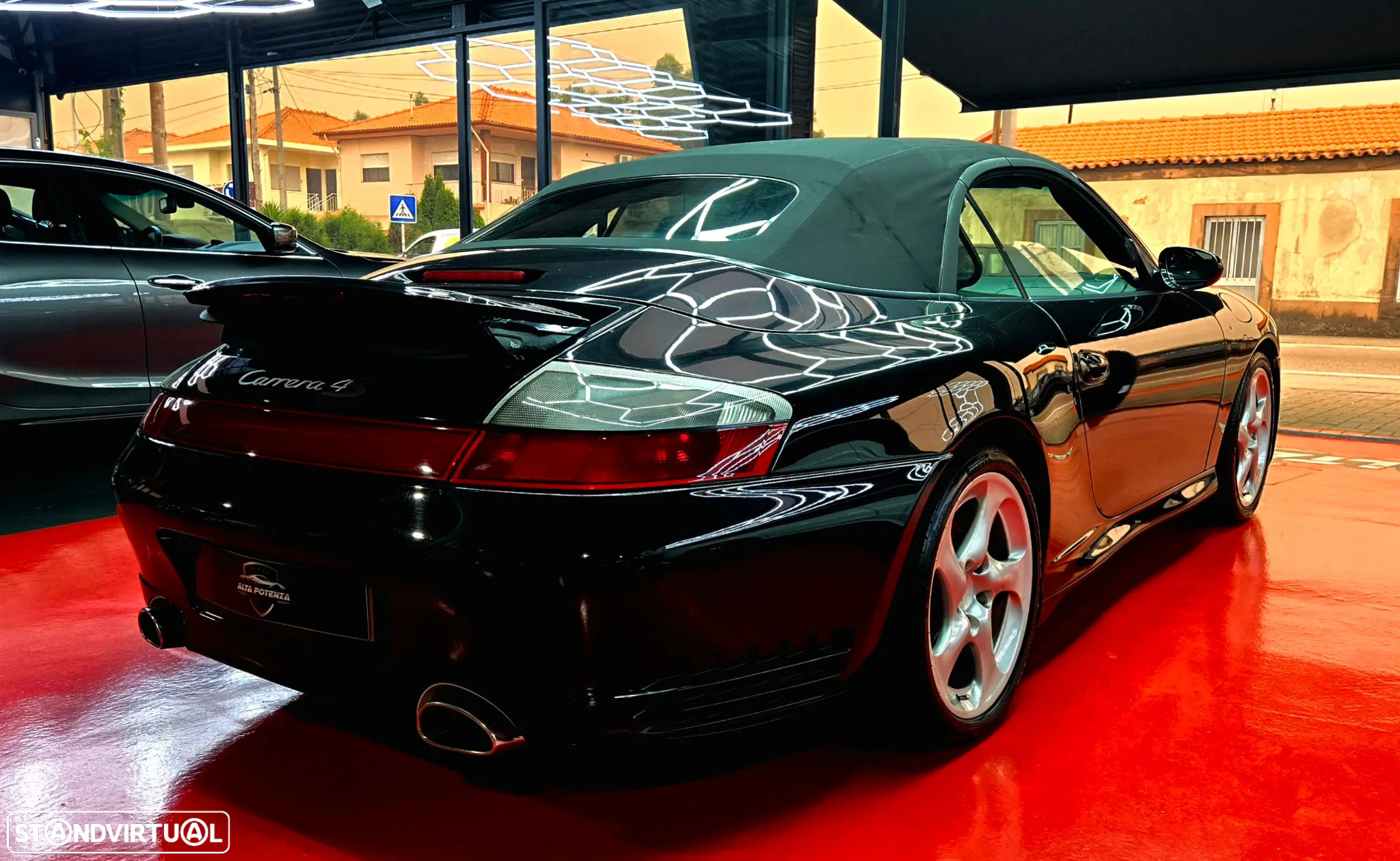 Porsche 911 (996) Carrera 4 S - 15