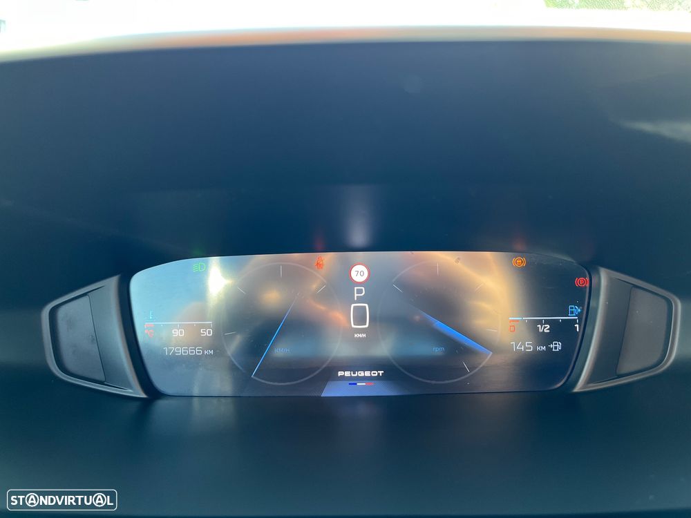 Peugeot 308 1.5 BlueHDi Allure Pack EAT8 - 33