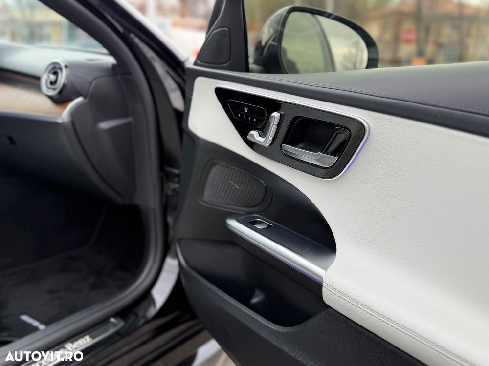 Mercedes-Benz C 200 9G-TRONIC AMG Line - 24