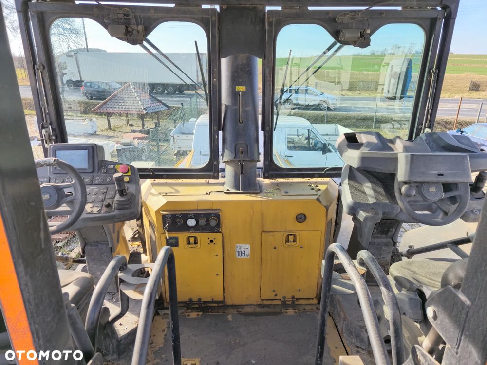 Caterpillar AP 655F - 5