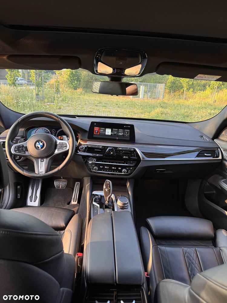 BMW 6GT 630i M Sport - 9