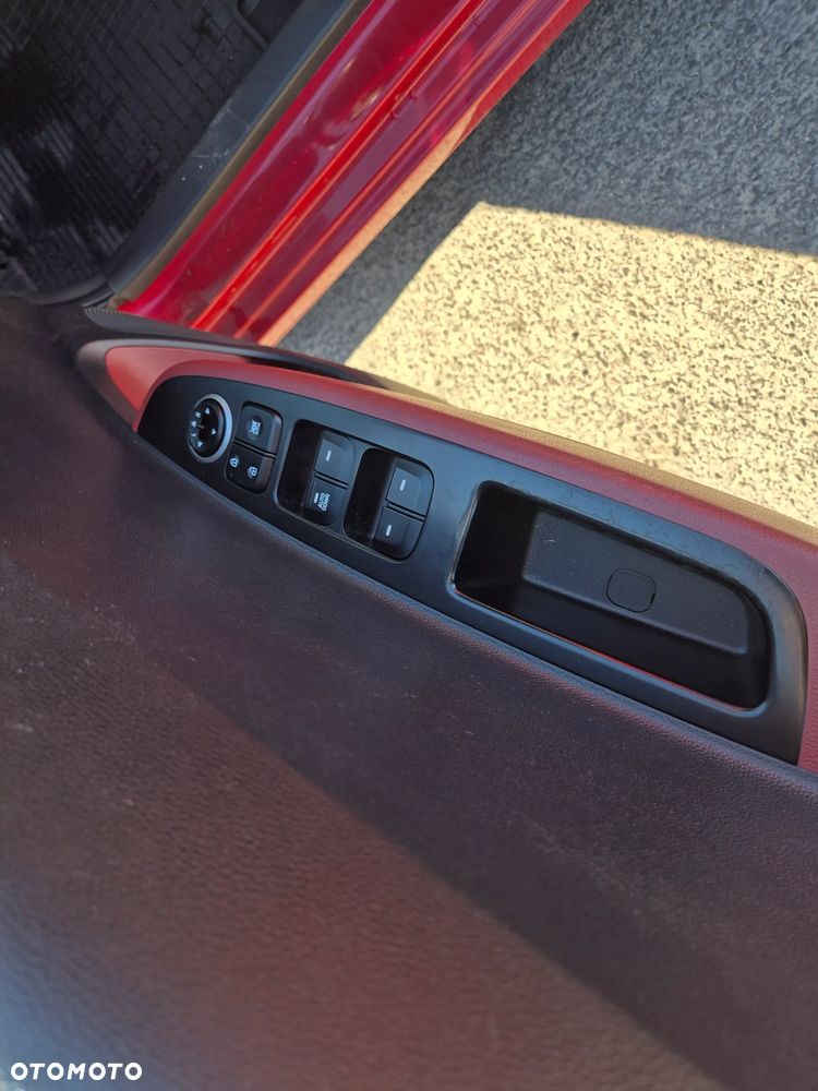 Hyundai i10 1.2 Passion Plus - 32