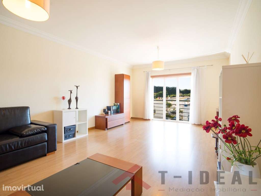 Apartamento T2 no Centro da Lourinhã - Grande imagem: 4/47