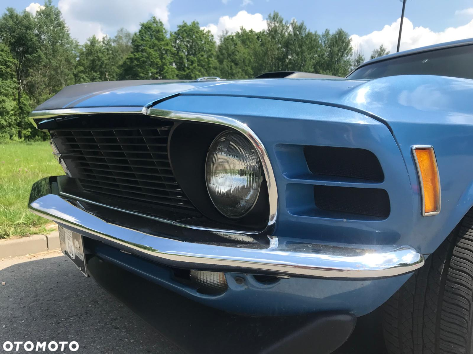 Ford Mustang - 9
