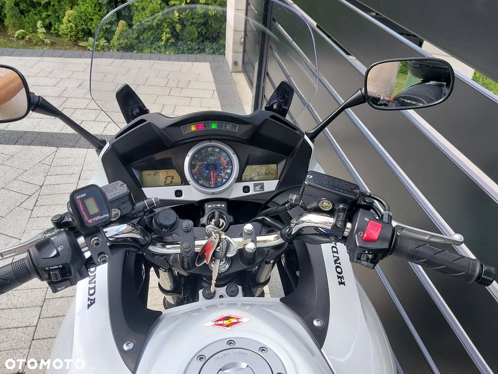 Honda CBF - 11