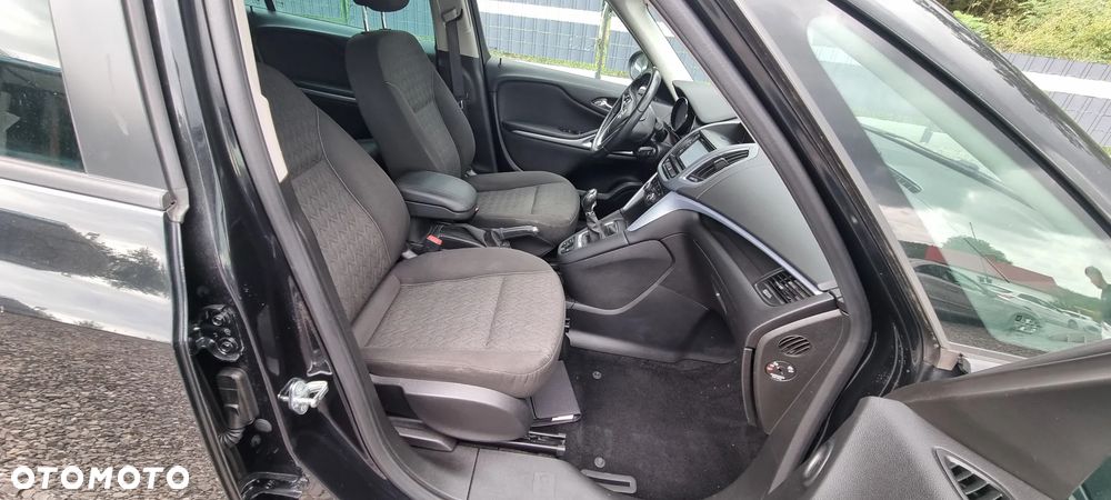Opel Zafira - 17