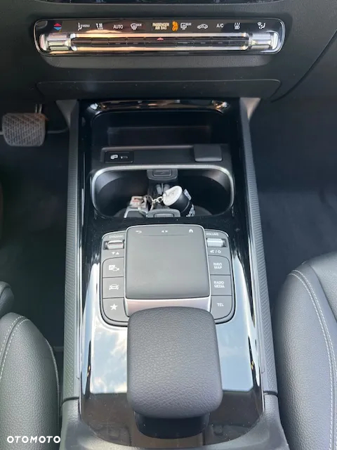 Mercedes-Benz Klasa B 250 e PHEV 8G-DCT - 23