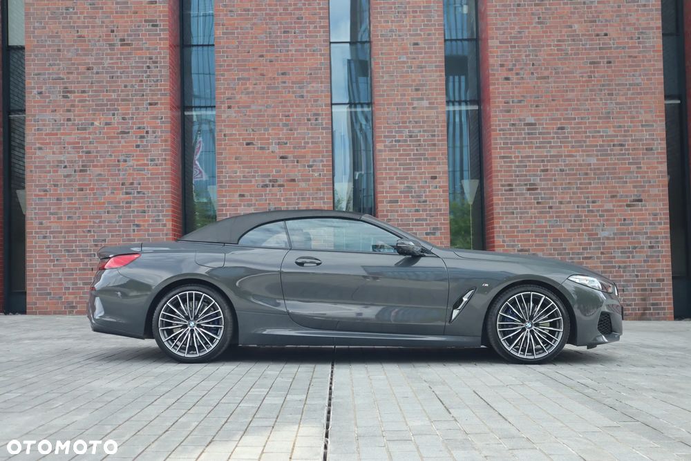 BMW Seria 8 840i - 14