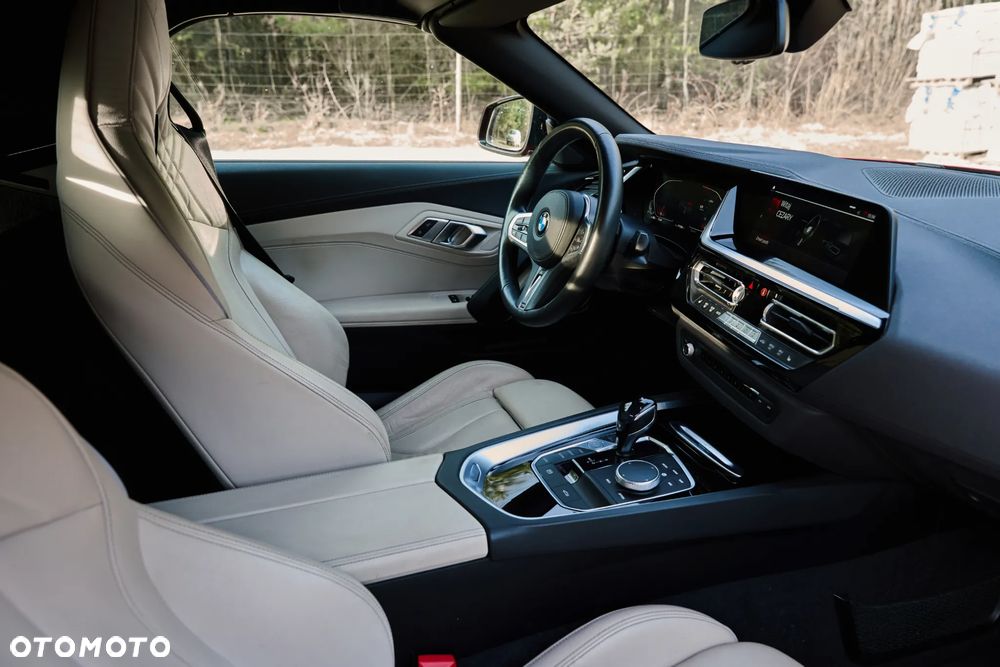 BMW Z4 20i sDrive Sport Line sport - 9