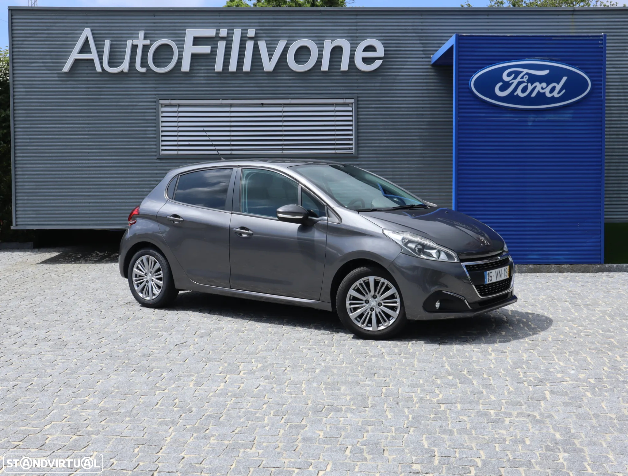 Peugeot 208 1.2 PureTech Style - 8