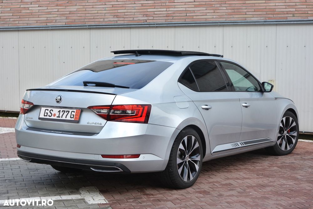 Skoda Superb 2.0 TDI DSG Sportline - 4