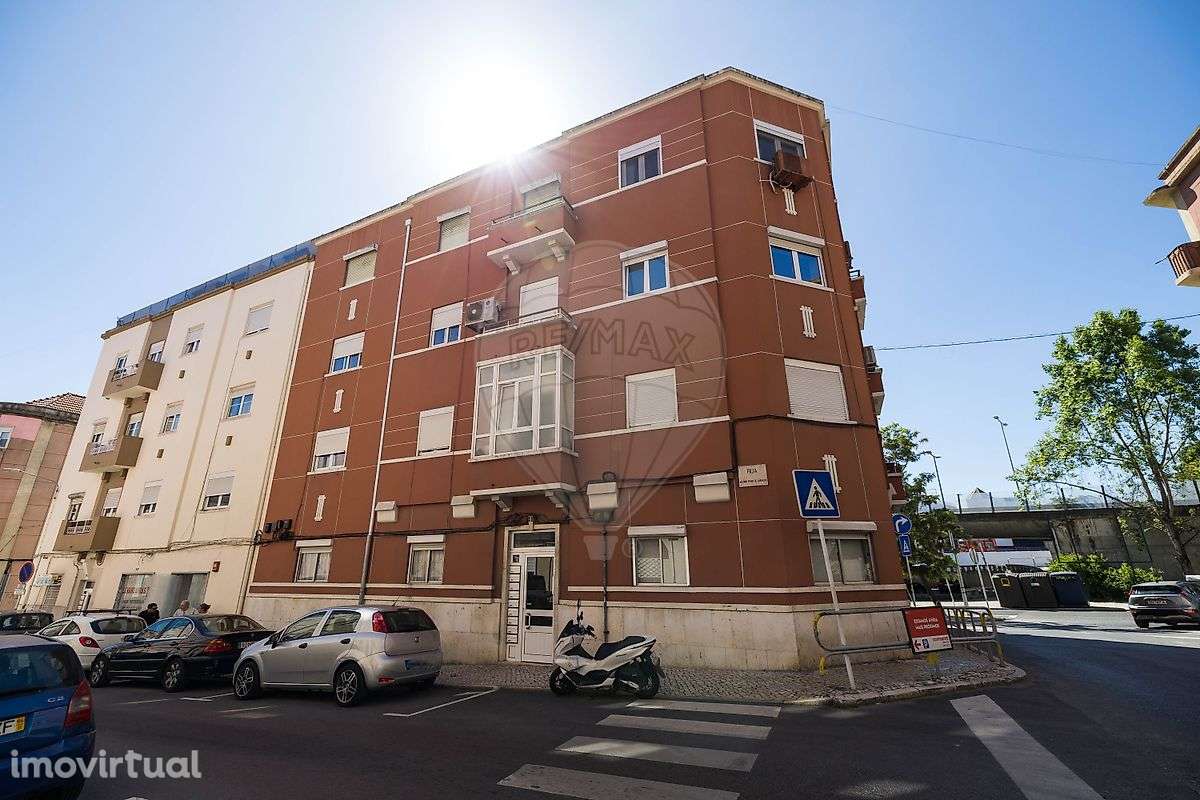Apartamento T2 para arrendamento - Grande imagem: 2/23
