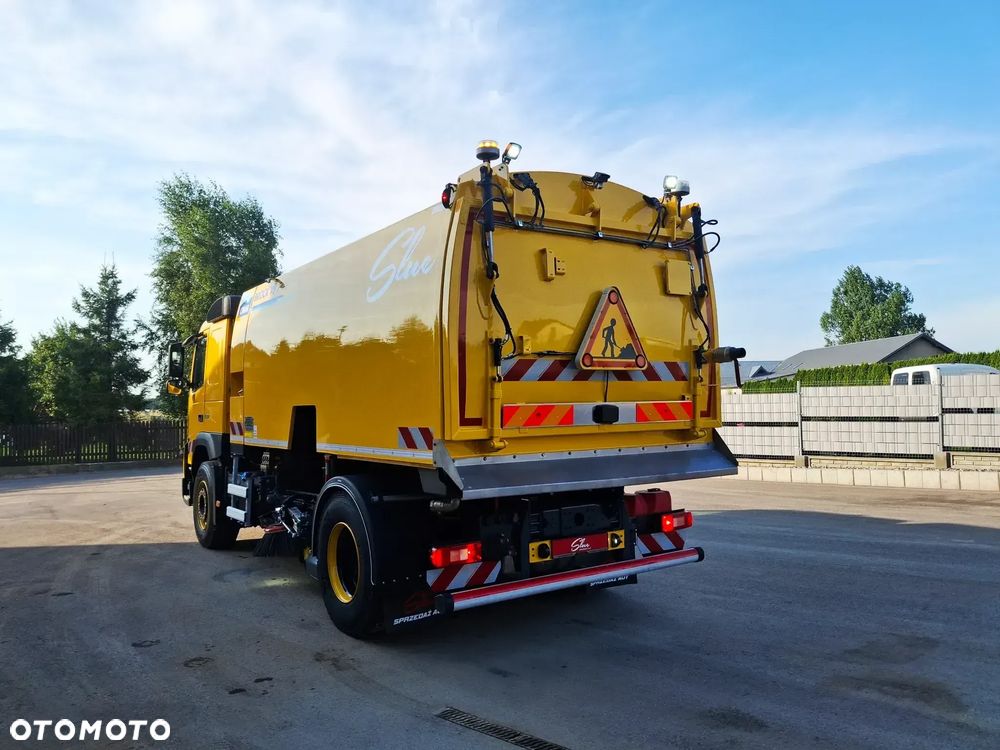 Volvo FMX 420 Zamiatarka BROCK VS 7 TECH Euro 6 PM2.5/10 Karcher 100 BAR Listwy Ciśnieniowe Mycie Asfaltu W Szerokim Zakresie Szczotki L/R 2145 MTH Kamery 360 2021R Dodatkowy Zbiornik Wody Webasto - 9