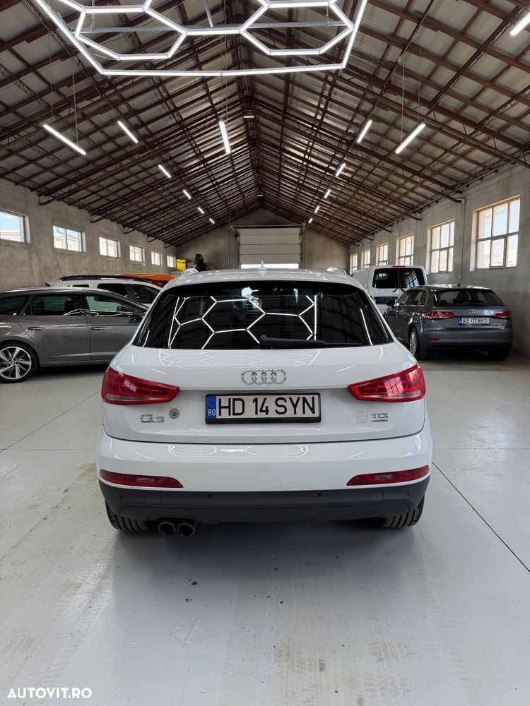 Audi Q3 2.0 TDI Quattro S tronic - 9