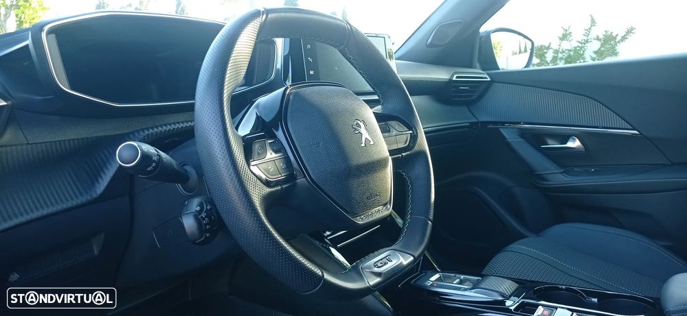 Peugeot e-2008 50 kWh GT Line - 3