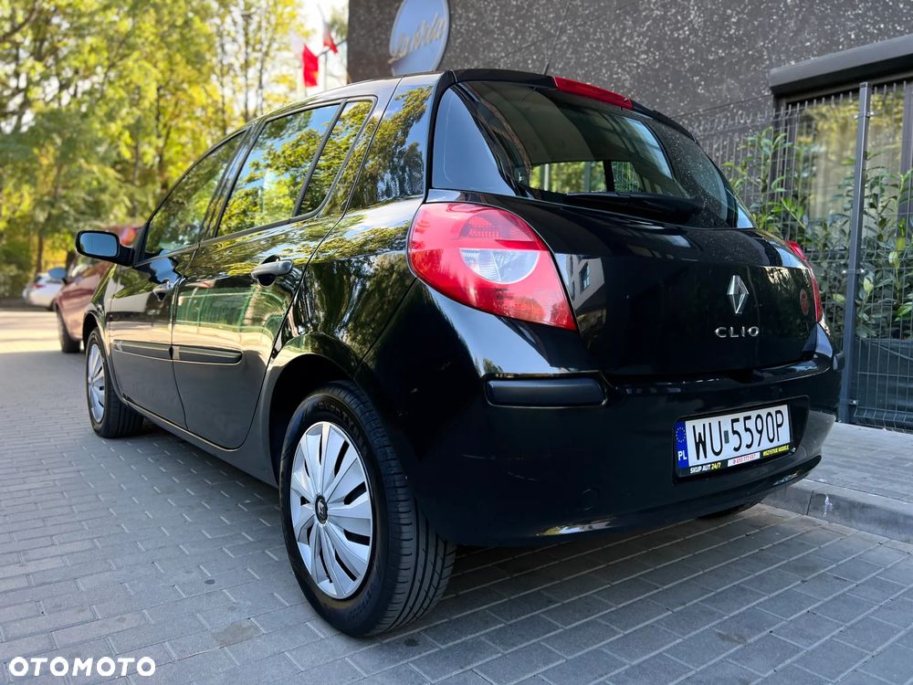 Renault Clio - 38