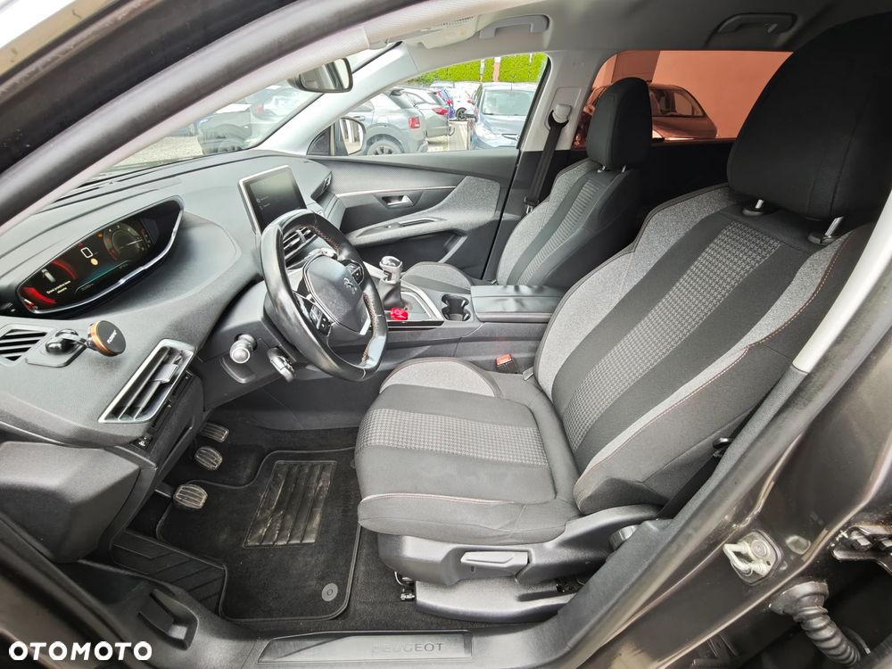 Peugeot 5008 BlueHDi 120 Active - 20