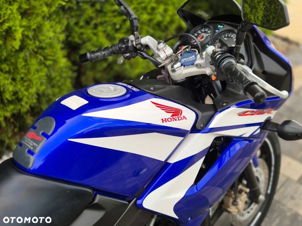 Honda CBR - 14