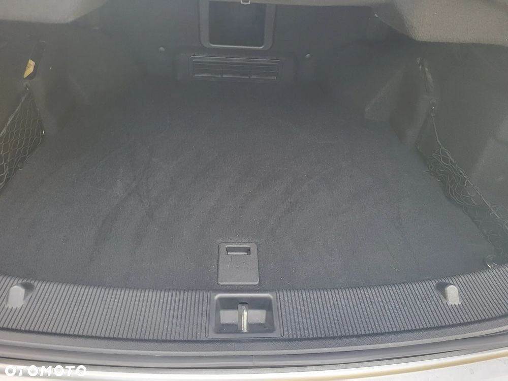 Mercedes-Benz Klasa E 350 CDI BlueEff - 8