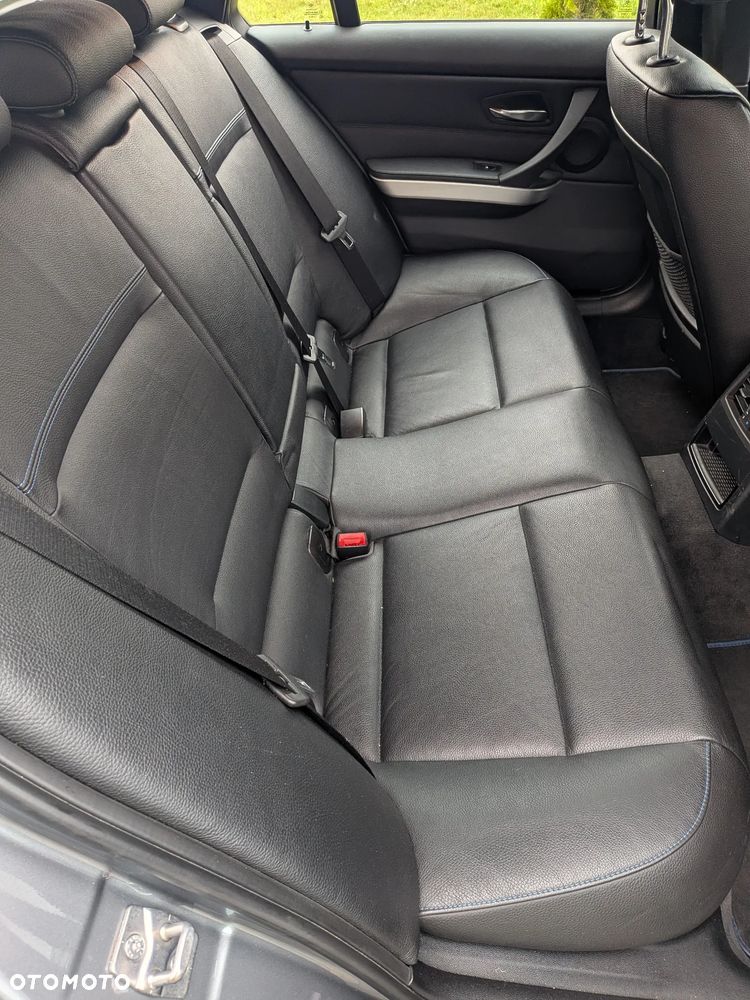 BMW Seria 3 - 13