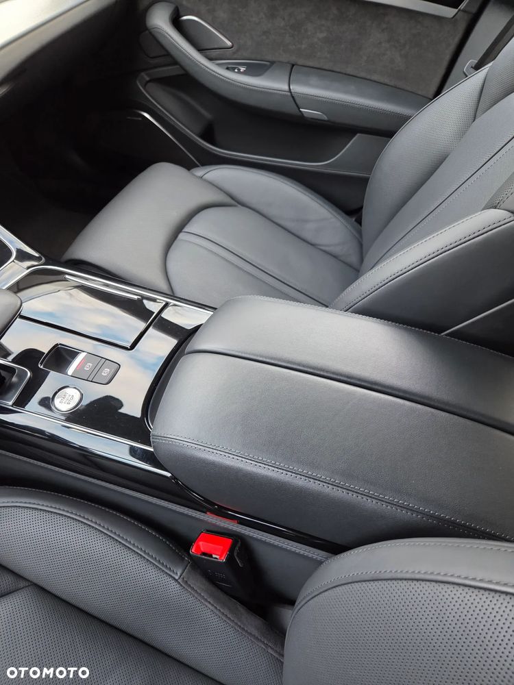 Audi A8 4.2 TDI L Quattro - 23