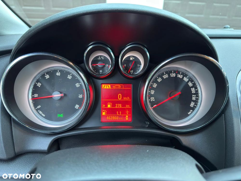 Opel Astra 1.4 T Cosmo - 10