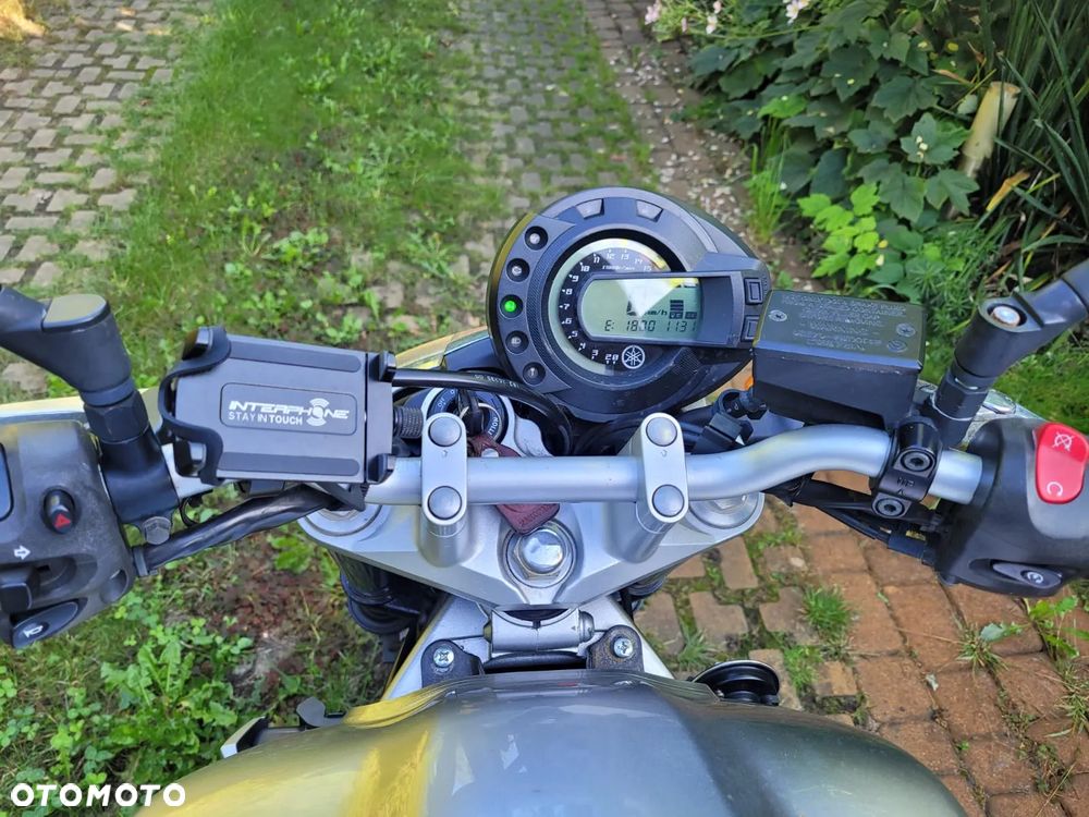 Yamaha FZ6 - 3