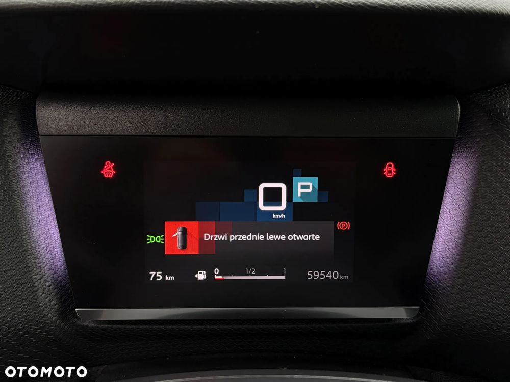Citroën C4 BlueHDi 130 Stop&Start EAT8 SHINE - 21