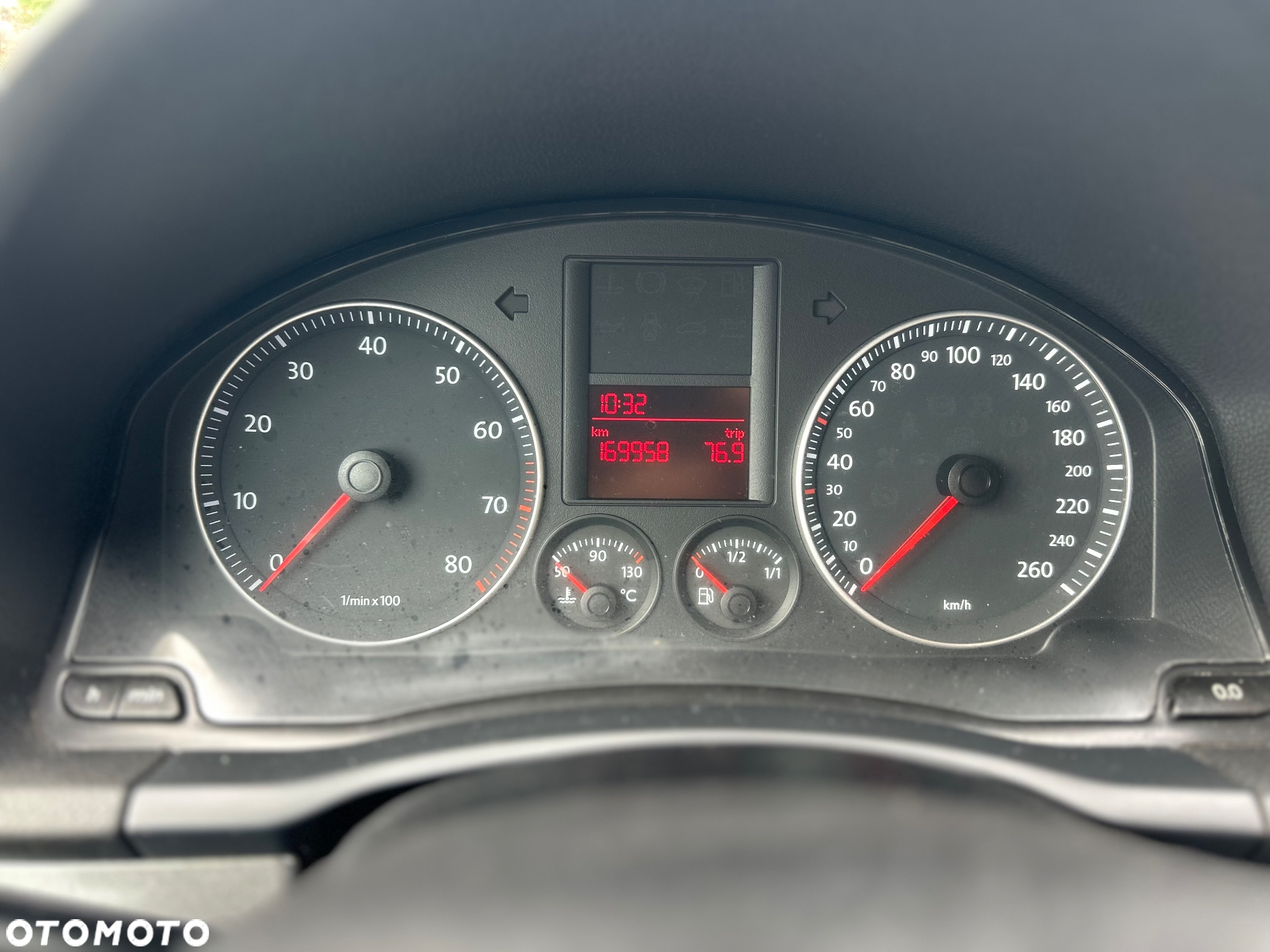 Volkswagen Golf 1.6 Comfortline - 4