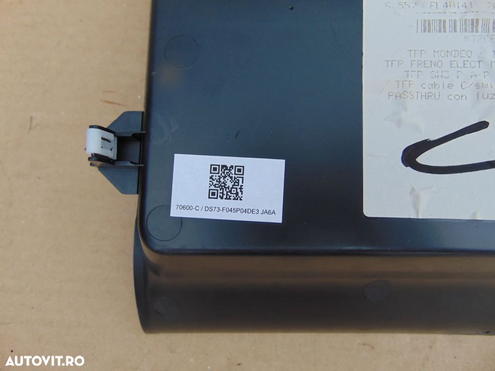 Consola centrala scrumiera Ford Mondeo mk5 an 2014-2022 ornament cod ds73f045p04de3 - 4