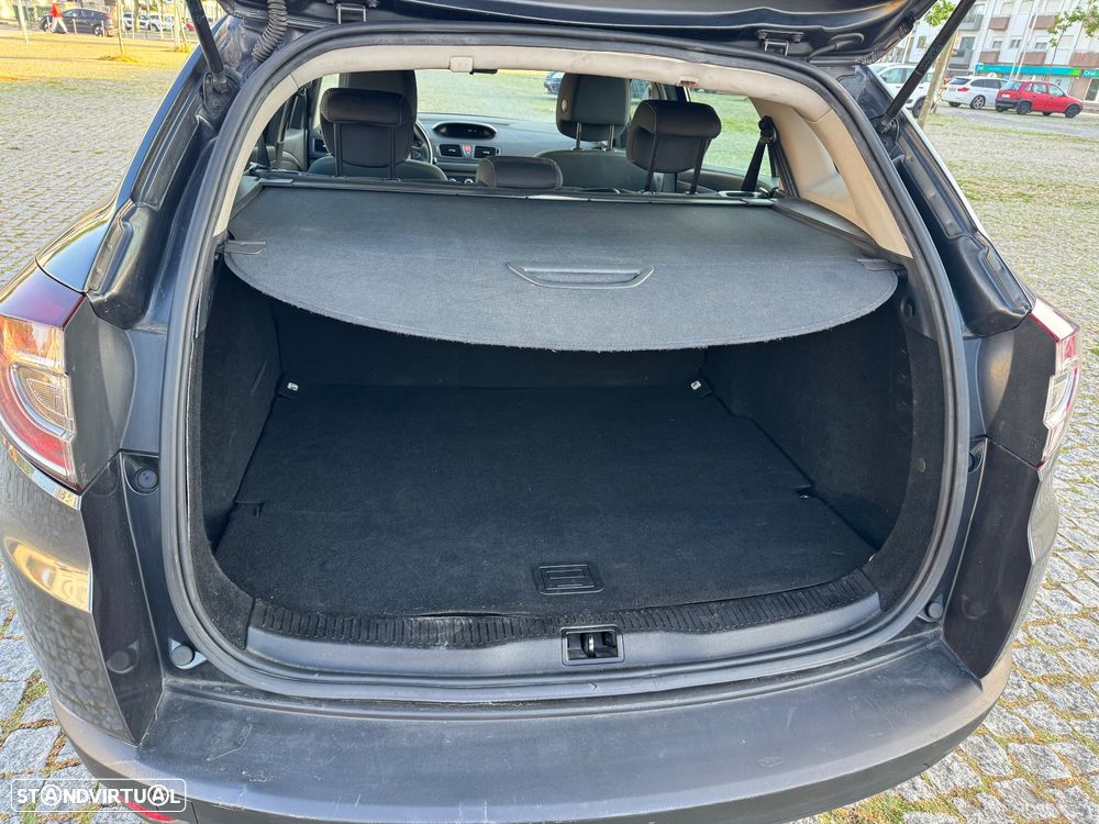 Renault Mégane 1.5 dCi Confort - 9