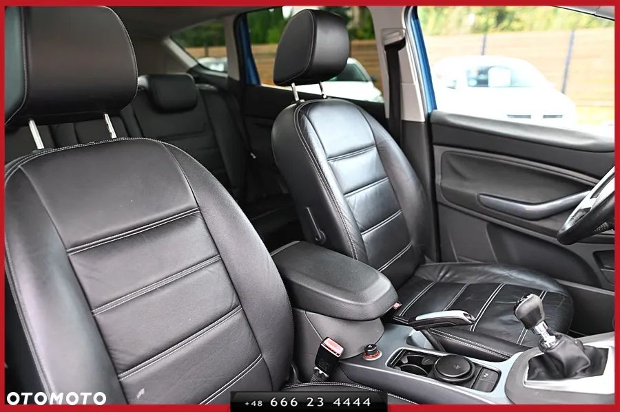 Ford Kuga 2.0 TDCi 2x4 Titanium - 25