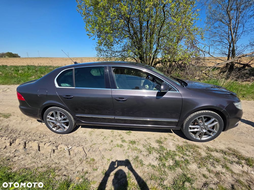 Skoda Superb 3.6 FSI 4x4 Elegance DSG - 3