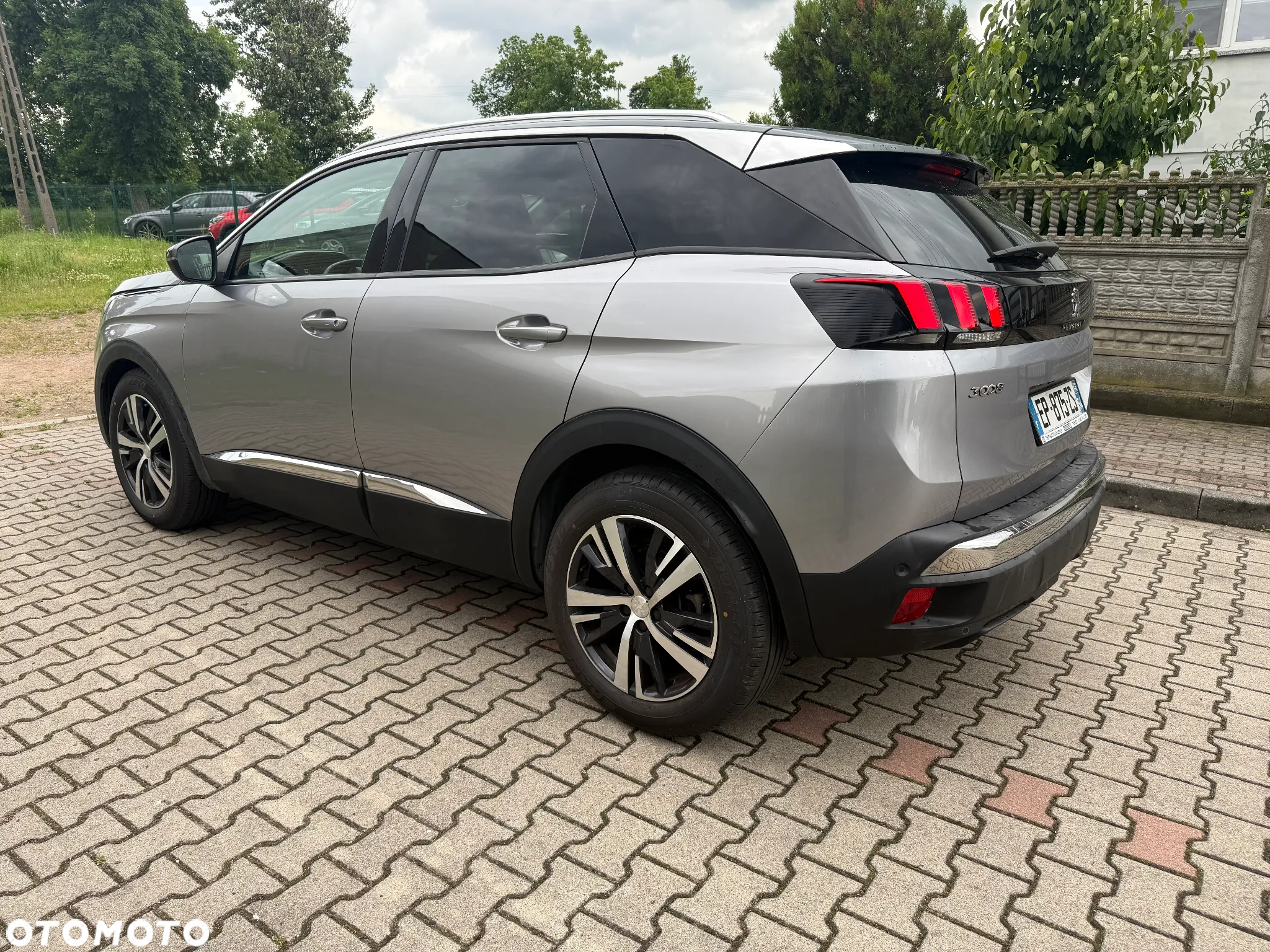 Peugeot 3008 2.0 BlueHDi Style - 4